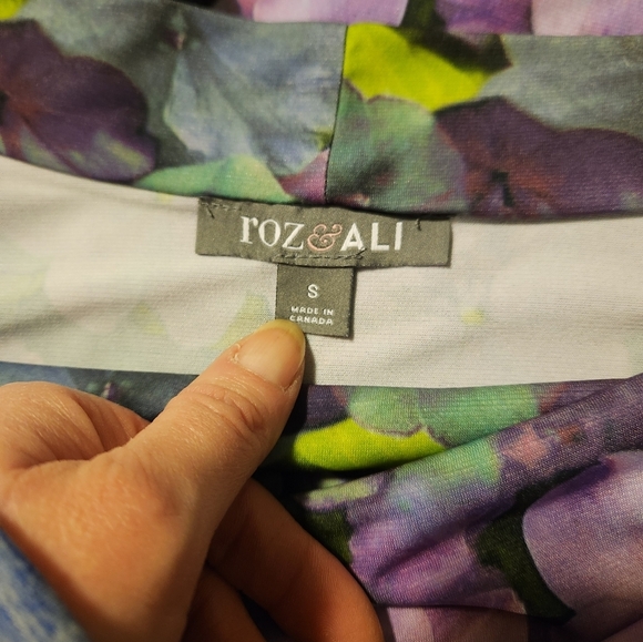 Roz & Ali Cowl Blouse - Picture 3 of 3